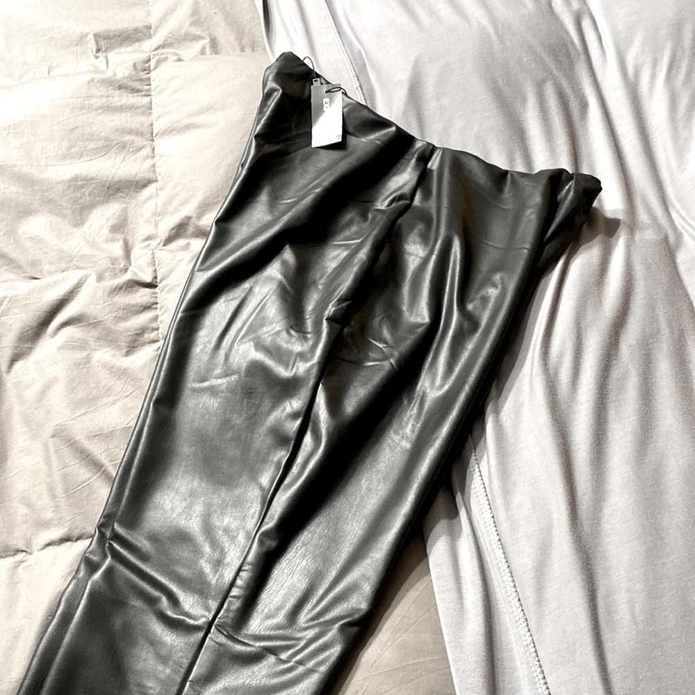 NWT Leggings
